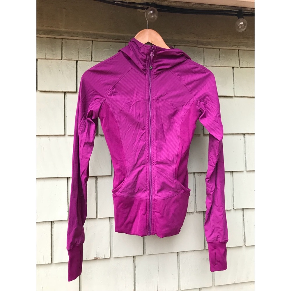 Lululemon In Flux Jacket in Regal Plum